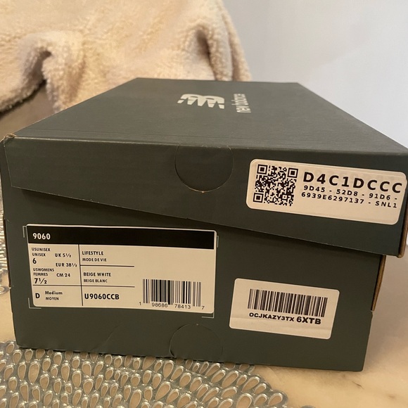 Women’s New Balance 9060 Bisque/Sea Salt - Picture 5 of 5